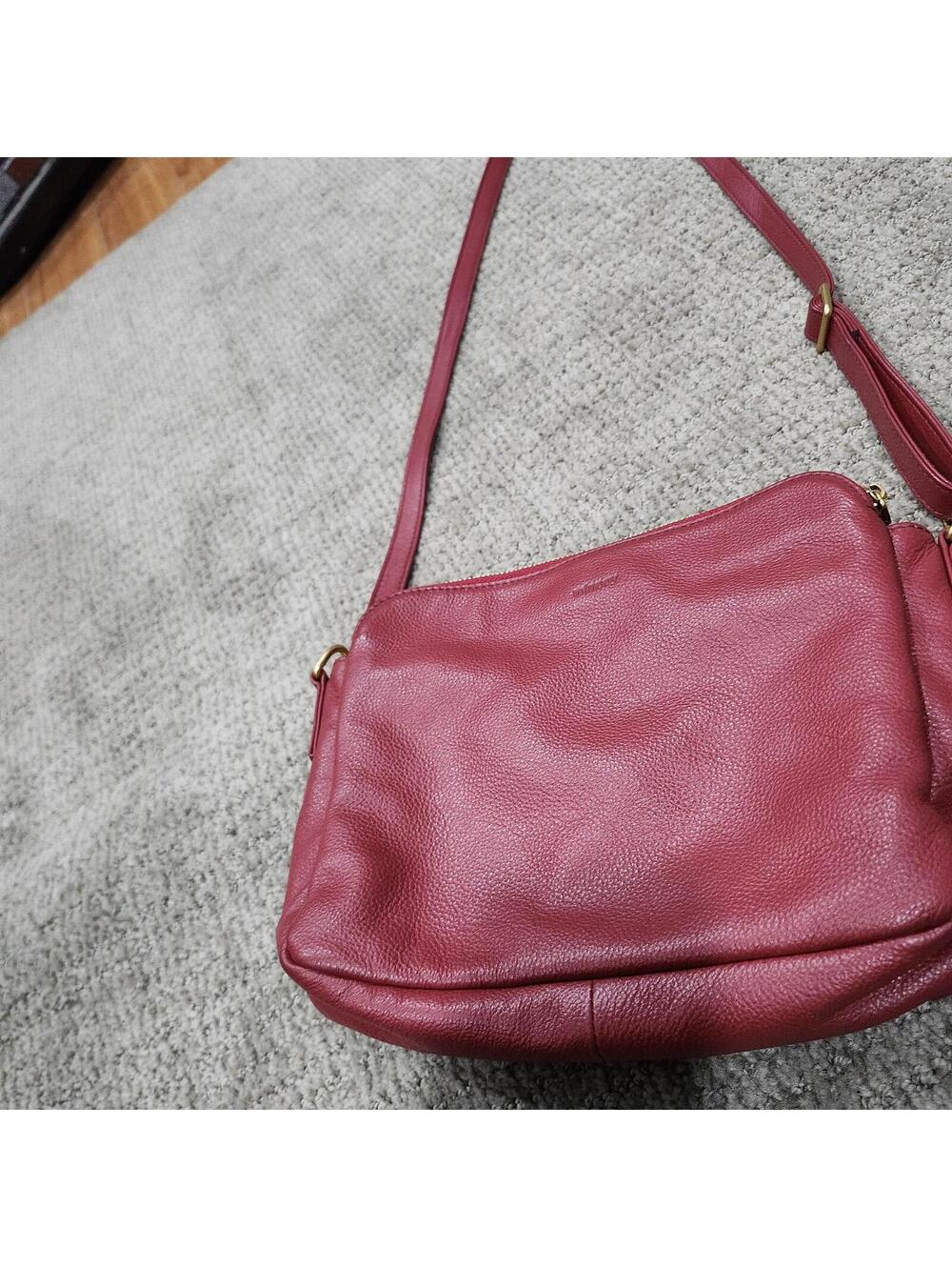 Minooy Red Leather Crossbody Bag Size Medium - Picture 8 of 14